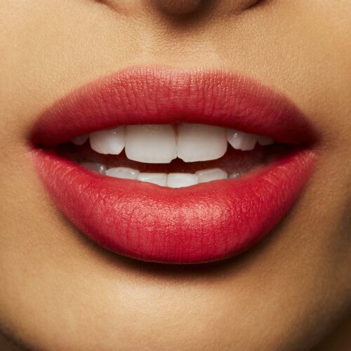 Lipstick MAC Powder Kiss Liquid Lipcolour ¡escándalo!