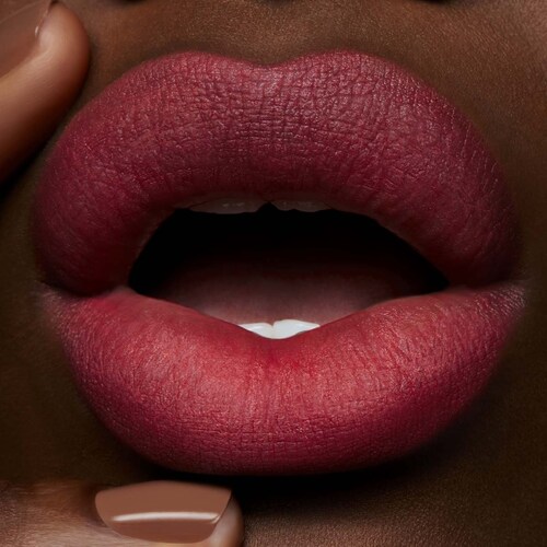 Lipstick MAC Powder Kiss Liquid Lipcolour ¡escándalo!