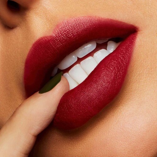 Lipstick MAC Powder Kiss Liquid Lipcolour Make Love To The Camera