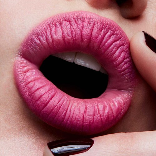 Lipstick MAC Powder Kiss Velvet Punch