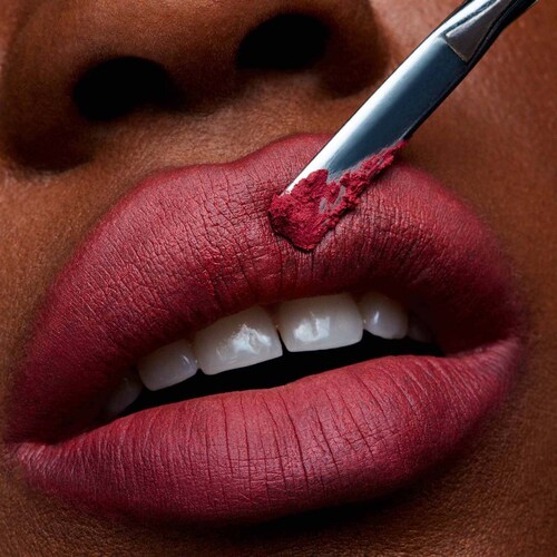 Lipstick MAC Powder Kiss Stay Curious
