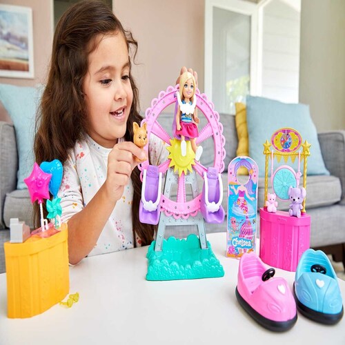 Barbie Club Muñeca Chelsea Parque de Diversiones