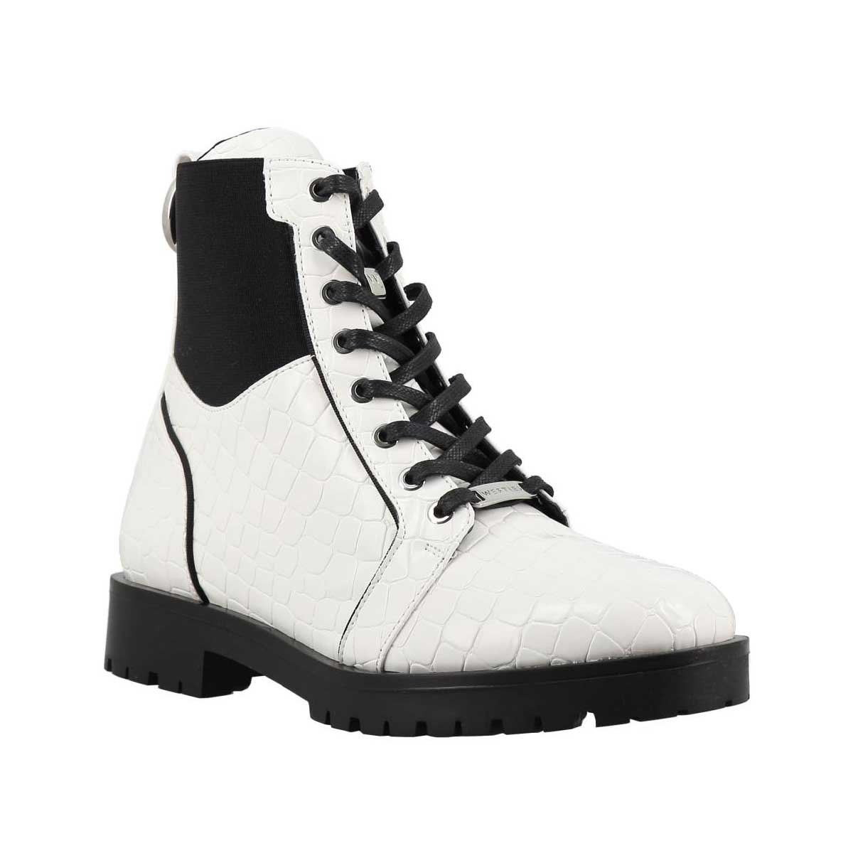 botas de pescado blancas