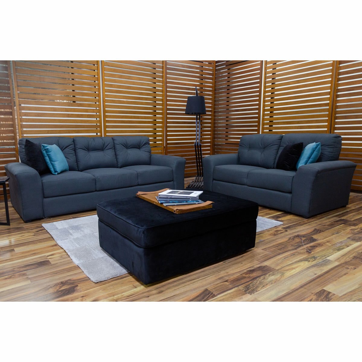 Love Seat Cassandra Montreal Charcoal Gris Devane