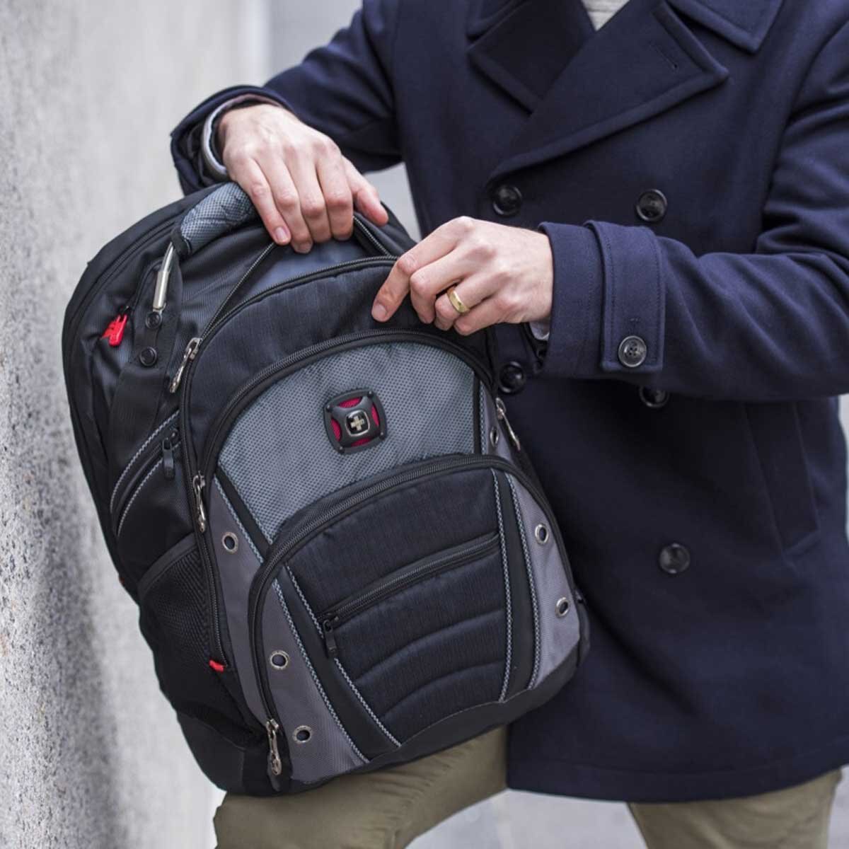 Mochila Portalaptop 16" Synergy Gris- Negro Wenger
