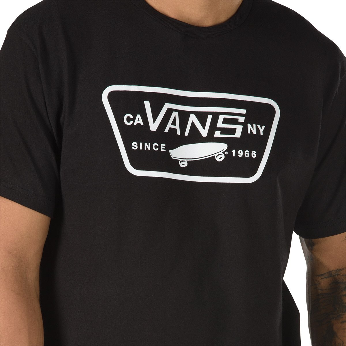 Playera Negra Estampada para Caballero Vans Modelo Vn000Qn8Y28