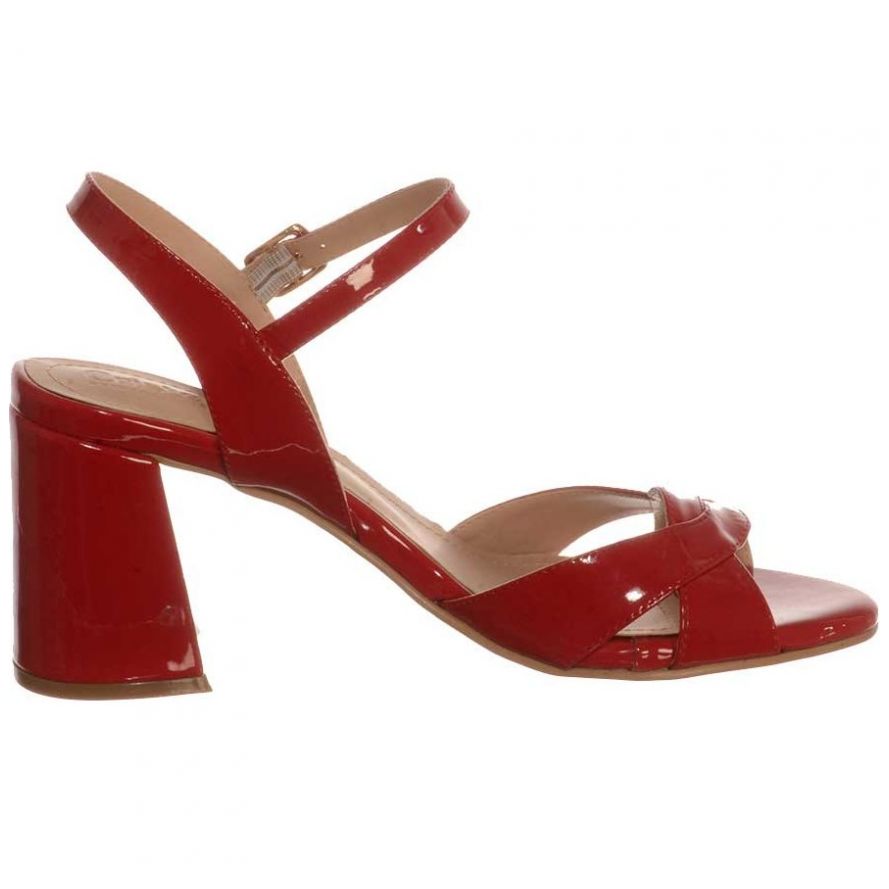 Sandalia Charol con Tacón Y Pulsera Color Rojo Cristeen