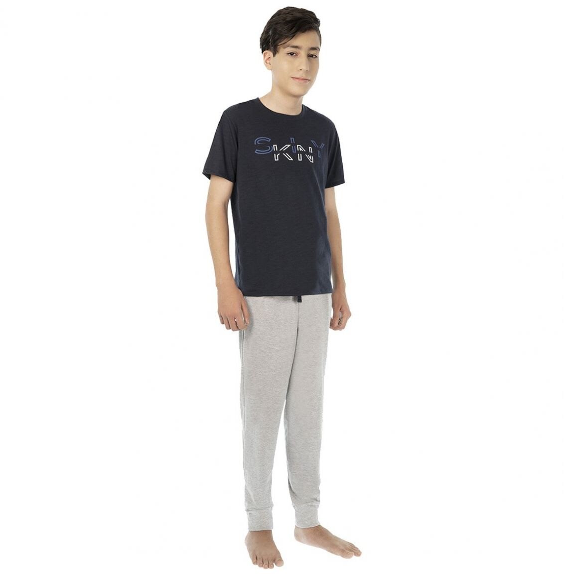 Pijama Playera Azul Obscuro con Jogger Skiny Modelo 73579 para Niño