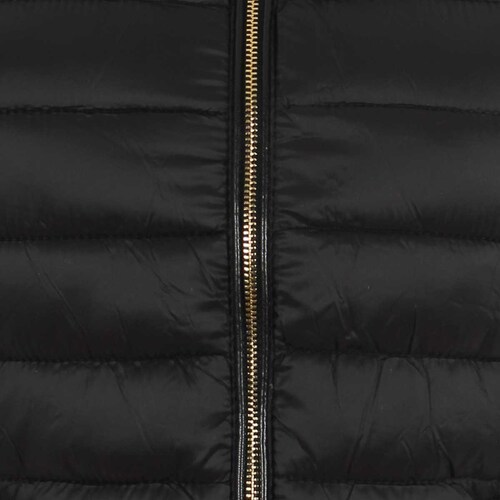 Chaleco Negro Cuello Alto Diseño Capitonado Basel para Mujer