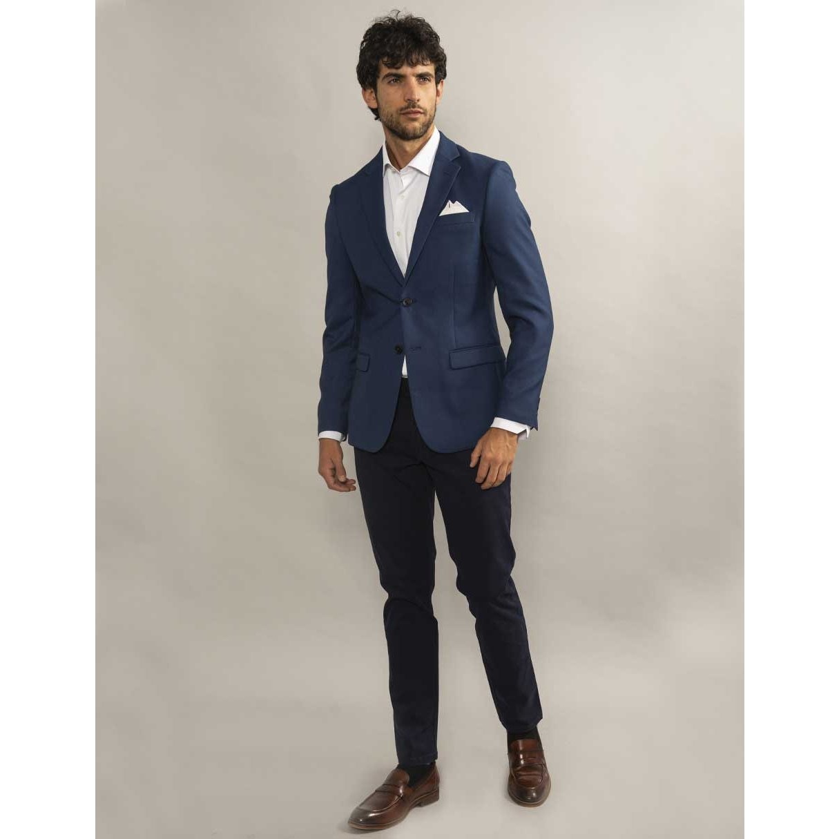 Saco Slim Fit para Caballero Manhattan Modelo Mhoi19Ame03-01