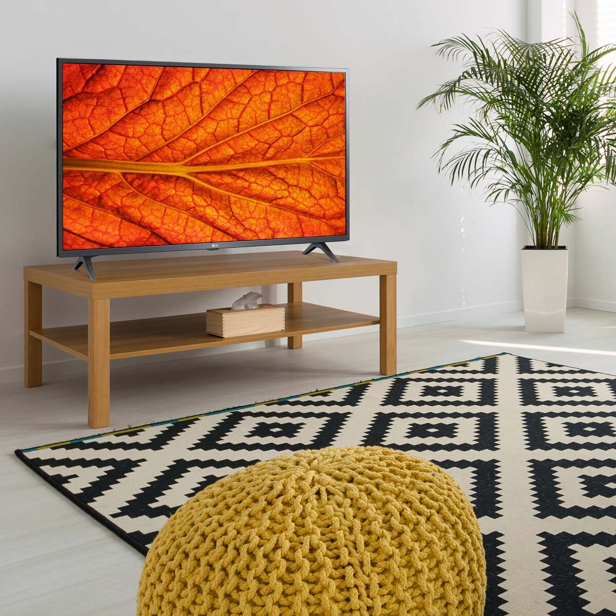 Pantalla LG 32" Fhd 4K Ai Thinq 32Lm637Bpub