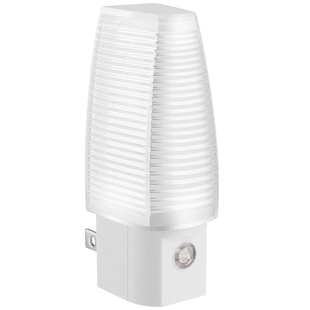 Luz de Noche Automática (Luz Cálida)