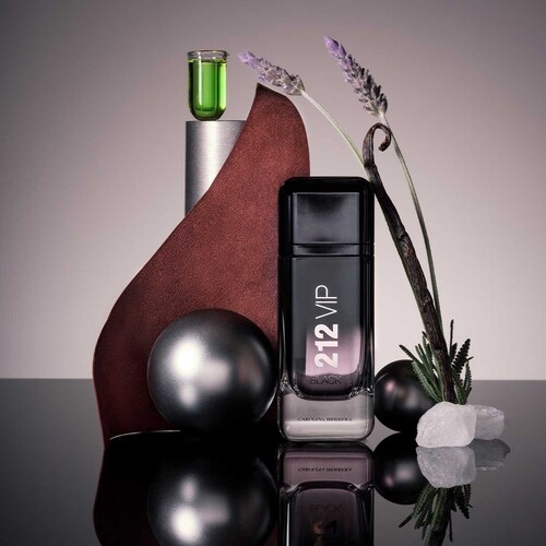 Carolina Herrera 212 Vip Black Men Set para Hombre Fragancia Edp 100Ml + Shower Gel 100Ml + Fragancia de Bolsillo