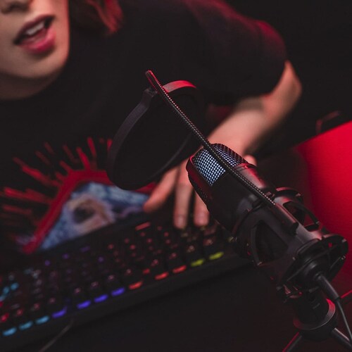 Micrófono Gamer Stf C/ Luz Abysmal Anthem