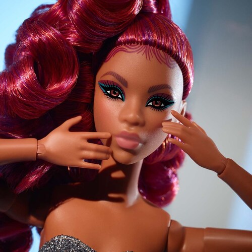 Barbie Signature Barbie Looks, Cabello Recogido