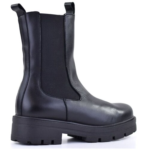 Bota Negra con Elástico Patricia Miller