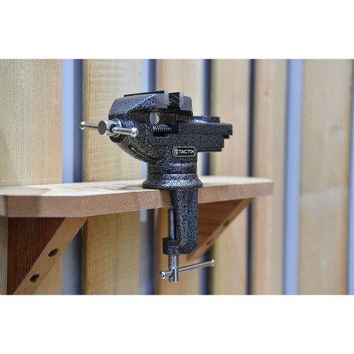 Tornillo de Banco Tactix Base Giratoria 60Mm (2-1/2In)