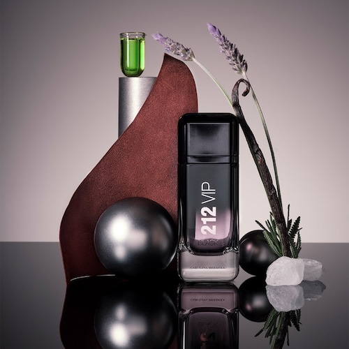 Carolina Herrera 212 Vip Black Men Set para Hombre Perfume Edp 100Ml + Shower Gel 100Ml + Perfume de Bolsillo 10Ml