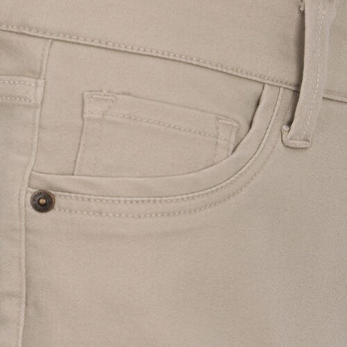 Capri Life Styler Corte Recto Diseño Liso