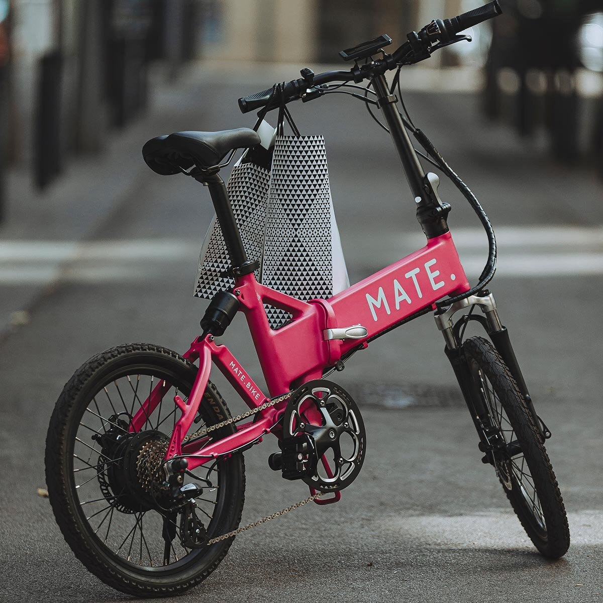 MATE ピンク Bicicleta Eléctrica Mate Icon Shocking Pink 500W