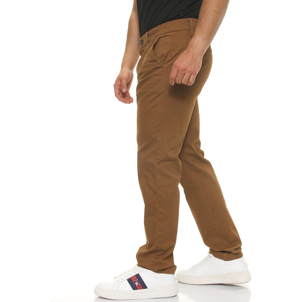 Pantalon de best sale gabardina con tenis