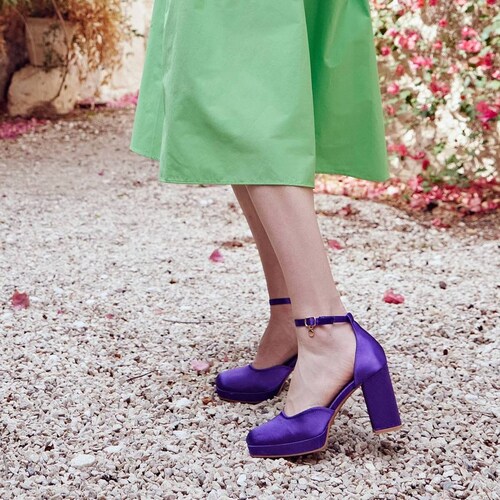 Zapatilla Morada con Plataforma Y Pulsera Xti
