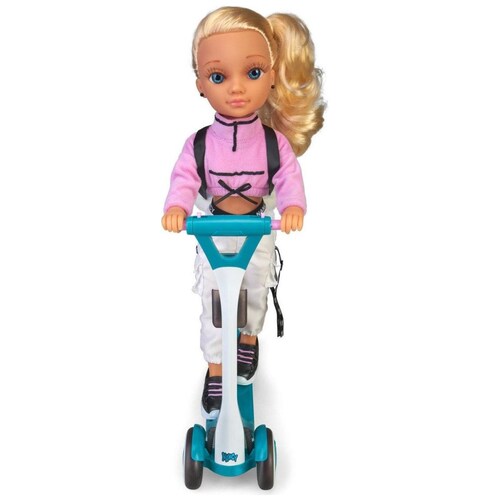 Muñeca Nancy un Día con Mi Scooter