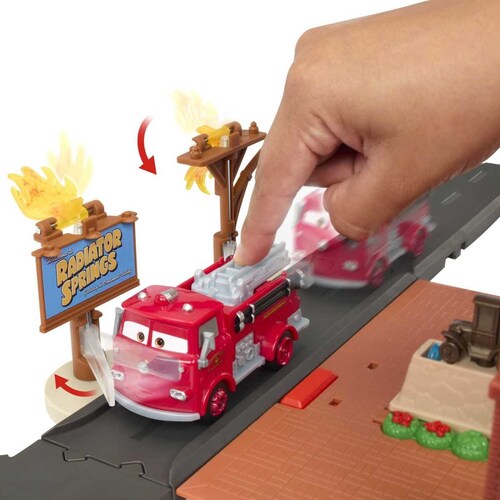 Cars de Disney y Pixar Set de Juego Estación de Bomberos