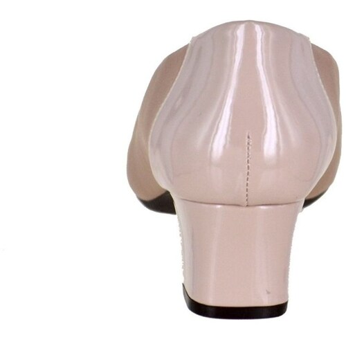 Zapatilla con Puntera Charol Beige Joyce