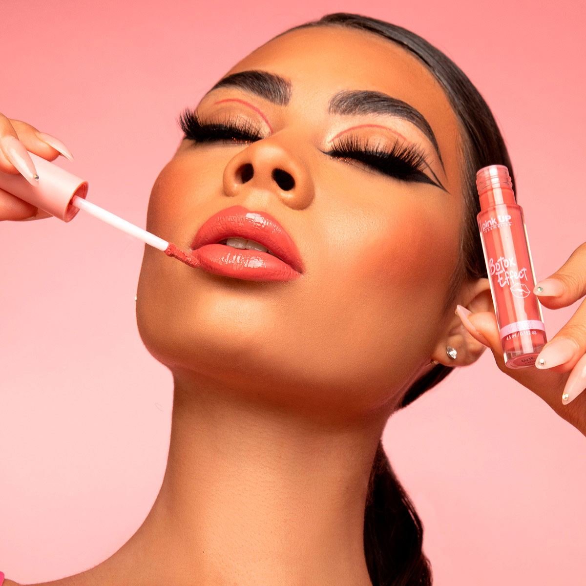 Lipgloss Pink Up Efecto Botox image number 6