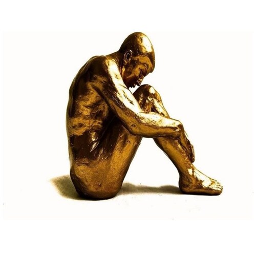Escultura de Hombre Pensante Posando sobre Piernas Mideko Home