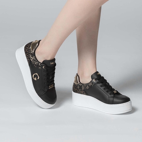 Tenis G By Guess con Aplicación de Estoperol para Mujer