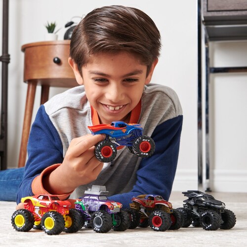 5 Camiones Liga de la Justicia 1:64 Monster Jam
