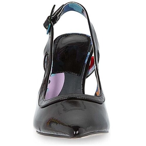 Zapatilla Destalonada Negra Cloe