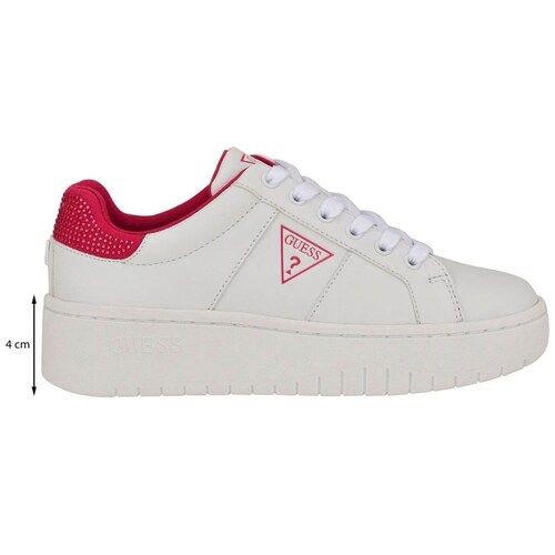 Tenis Guess con Fijación de Agujeta para Mujer