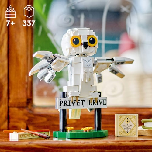 Lego® Hedwig™ en el Número 4 de Privet Drive
