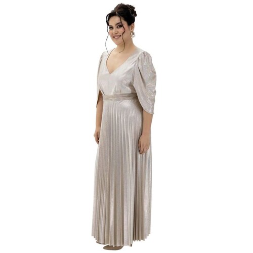 vestido-con-escote-en-v-y-falda-plisada-difference