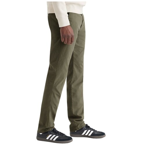 Pantalón Dockers Ultimate Chino Slim Fit para Hombre