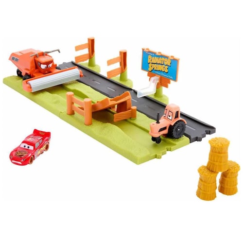 Frank Escape y Carrera de Acrobacias - Cars - Disney Pixar