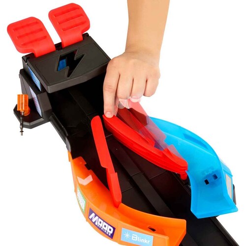 Pista Set de Carreras Glow Racing Cars de Disney y Pixar