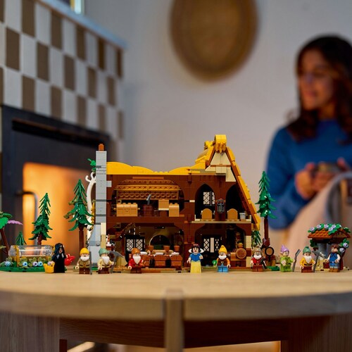 Cabaña de Blancanieves y los Siete Enanos Disney Princess Lego