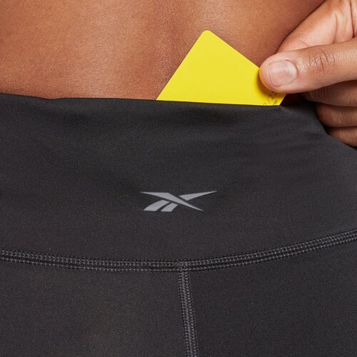 Biker Short Reebok Diseño Liso para Mujer