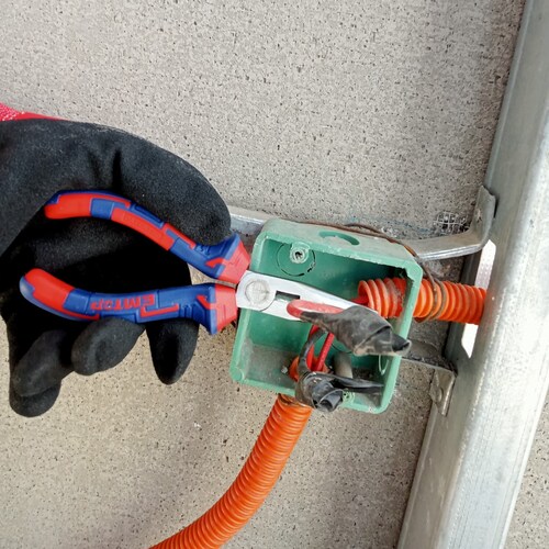 Juego de 3 Pinzas de Punta, Corte y Electricista Emtop