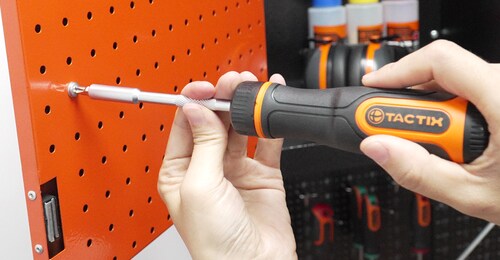 Desarmador con 6 Puntas Intercambiables Tactix