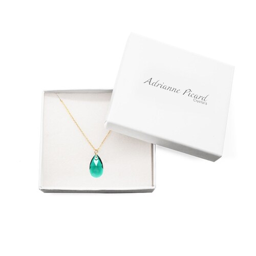 Dije con Cadena Acabado Dorado con Drop Pendant Adrianne Picard Crystals