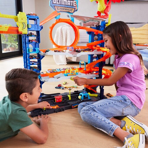 Hot Wheels City Ultimate Garage