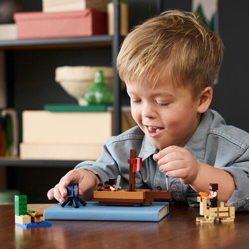 Minecraft  el Viaje en el Barco Pirata Juguete de Construcción 21259 Lego
