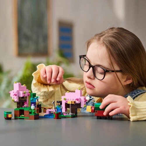 Minecraft  el Jardín de Cerezos en Flor  21260 Lego