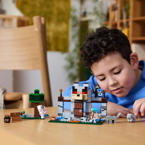 Minecraft  la Fortaleza-Lobo Juego 21261 Lego