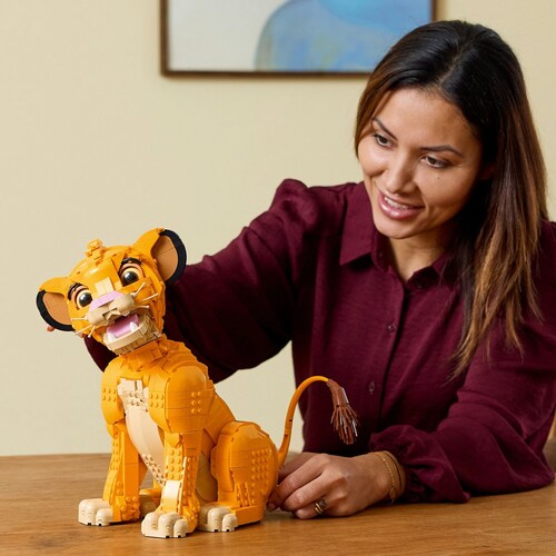 Disney el Rey León: Simba Joven Set 43247 Lego